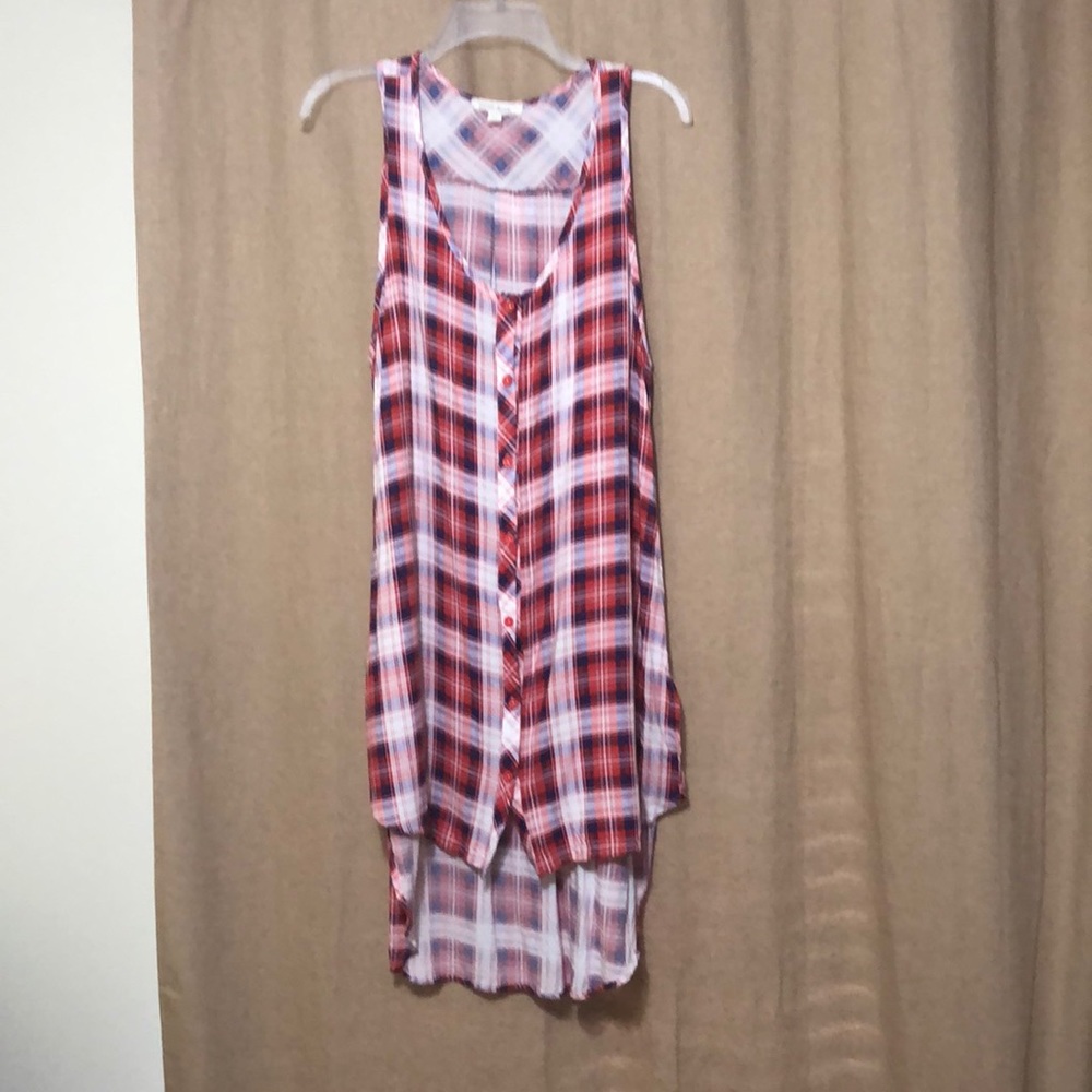 Painted Threads Sleeveless Top Size Medium
